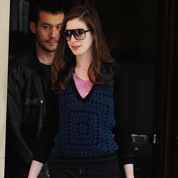 Anne kept things sweet and simple in a black and blue Christopher Kane sweater