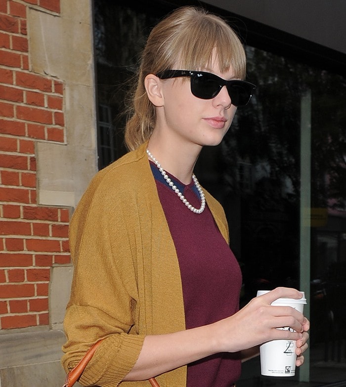 Taylor Swift leaving The Hospital Club in Covent Garden in London on October 4, 2012
