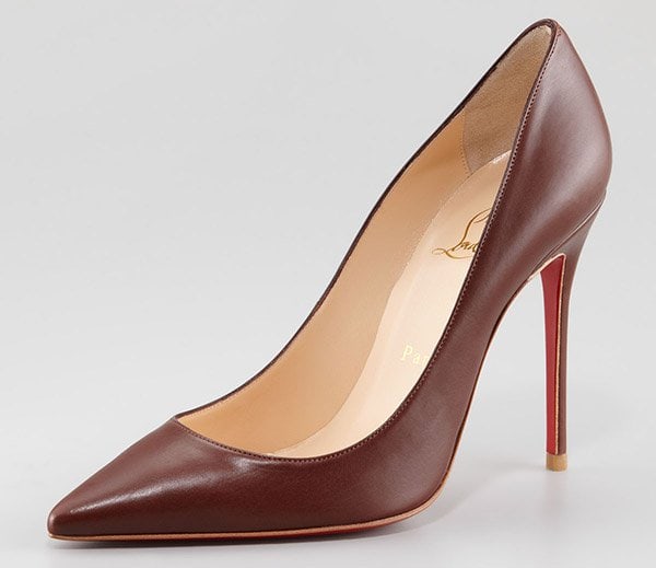 Christian Louboutin Decollete Pumps in Brown