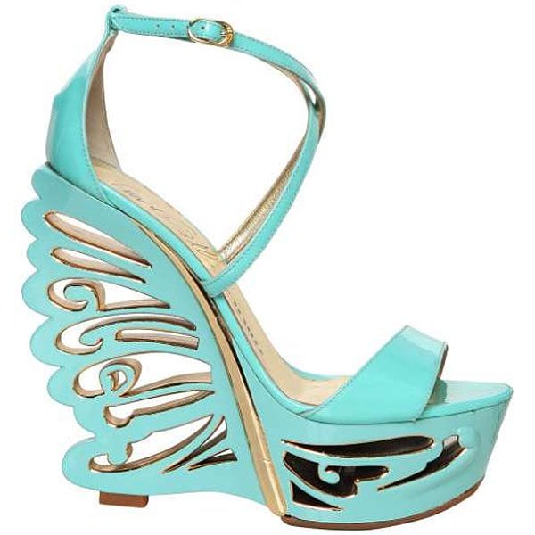 Le Silla butterfly wedges