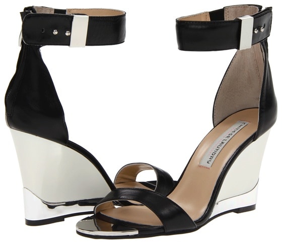 Kristin Cavallari for Chinese Laundry "Sogno" Wedges in Black
