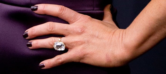 Jennifer Aniston's huge diamond engagement ring