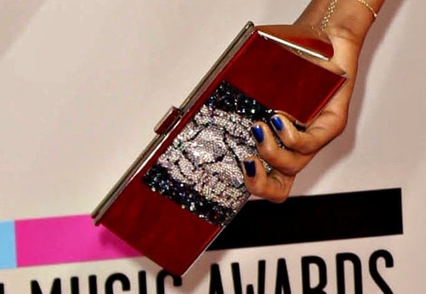 Jennifer Hudson carried a mirrored clutch from Swarovski and sparkled with jewelry from Sutra and Le Vian