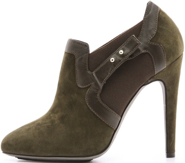 Aperlai Pointed-Toe Booties in Olive Green Suede