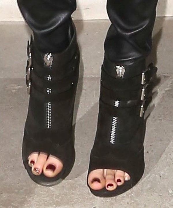 Cara Delevingne's toes in Tabitha Simmons “Eva” booties