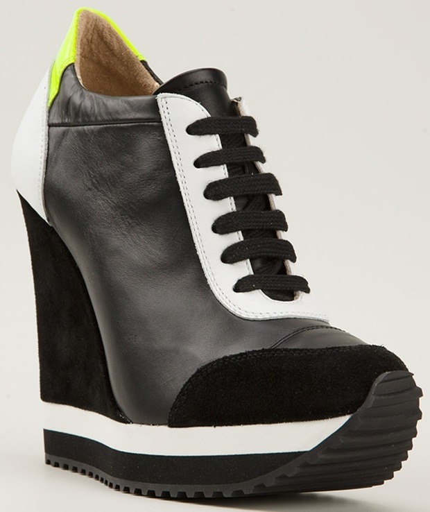 Ruthie Davis Knightly Fluo Wedge Trainers in Black