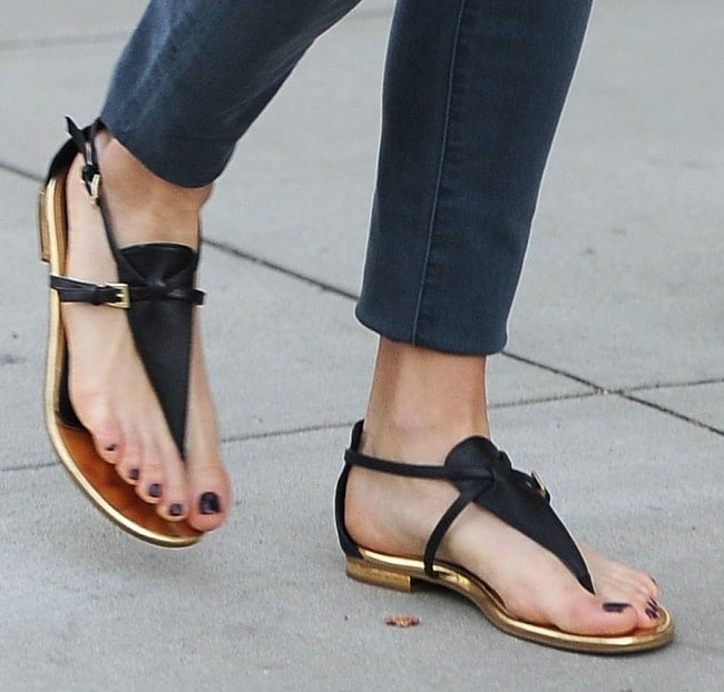 A closer look at Nikki Reed's thong sandals