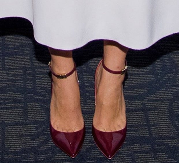 Maggie Gyllenhaal wearing Valentino pumps