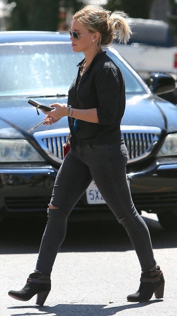 Hilary Duff seen shopping in Los Angeles