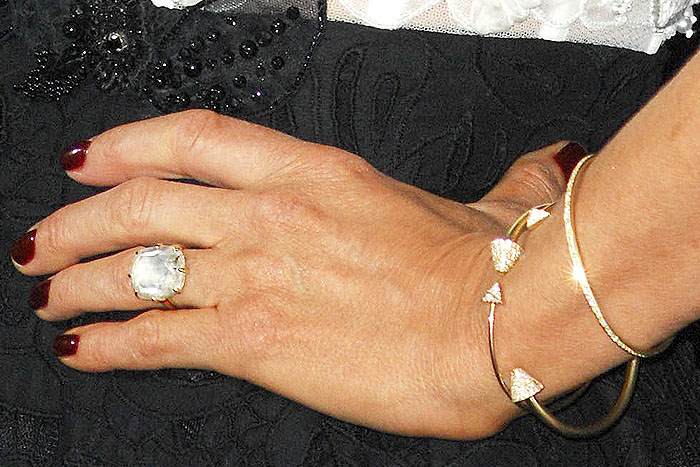 Jennifer Aniston's 8-carat diamond engagement ring