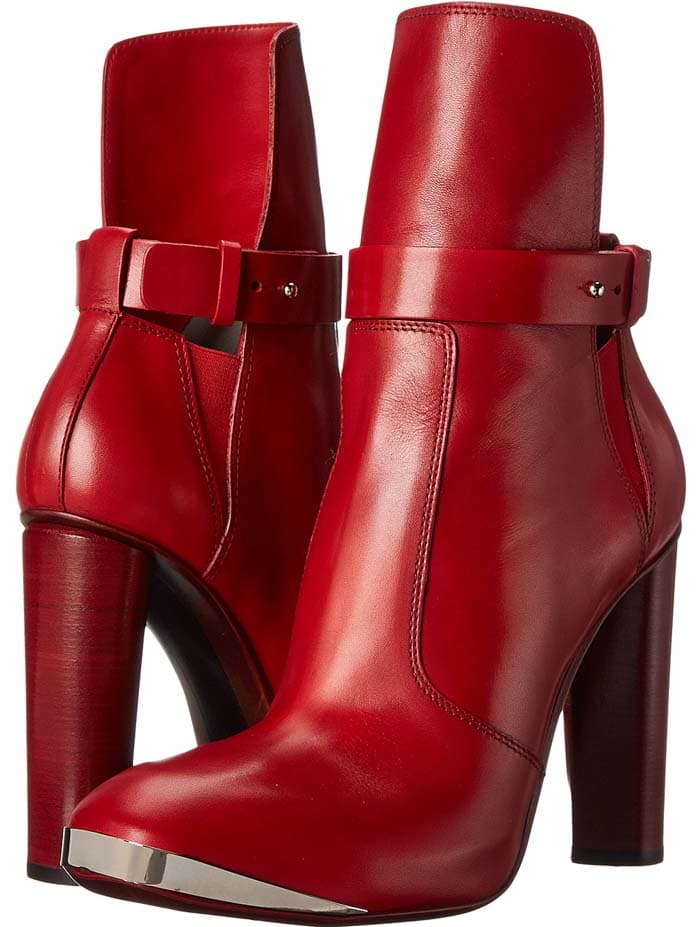 CoSTUME NATIONAL Red Leather Ankle Boots