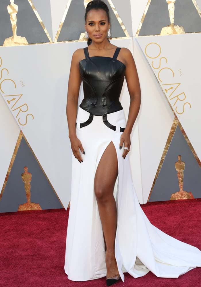 Kerry Washington arrives on the red carpet of the 2016 Academy Awards