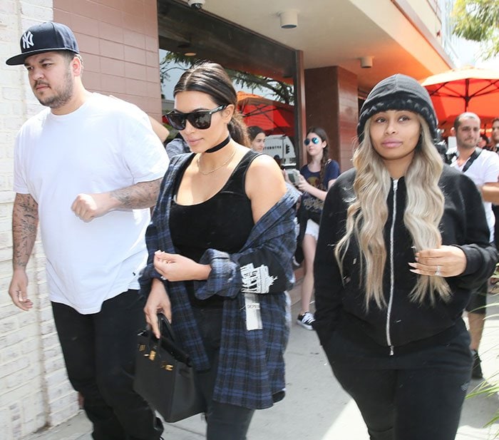 Kim Kardashian, Rob Kardashian, and Blac Chyna have lunch at Nate 'n Al's in Beverly Hills on April 26, 2016
