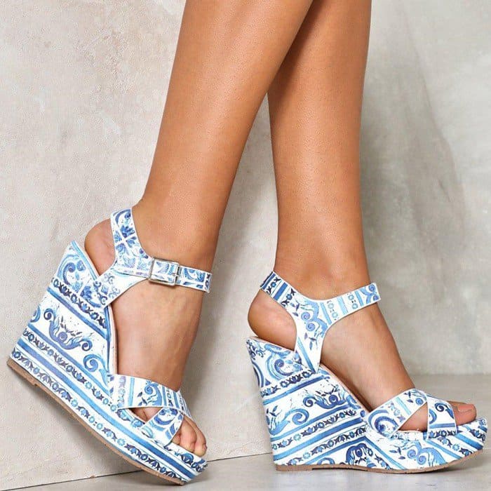 'Pick Me Up' Wedges