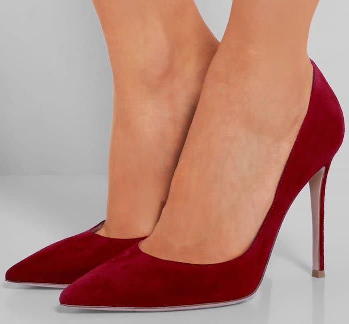 Red Gianvito Rossi Suede Pumps