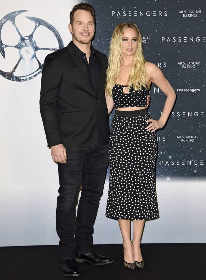 Actress Jennifer Lawrence and actor Chris Pratt attend the photocall for 'Passengers'