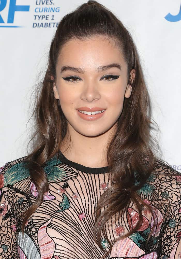 Hailee Steinfeld at the JDRF LA Chapter's Imagine gala April 23, 2017