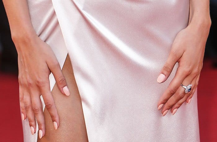 Matchy-matchy: the model matched her nails to her dress
