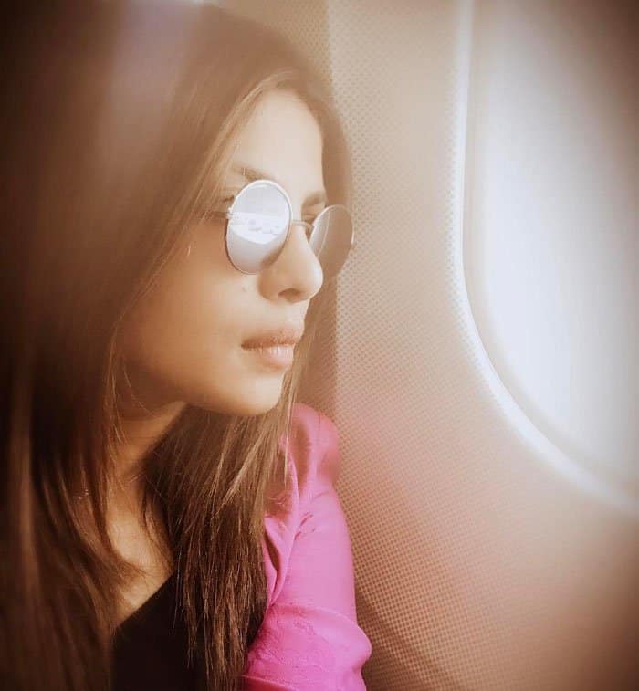 The actress takes her second selfie in the plane on the way to Berlin
