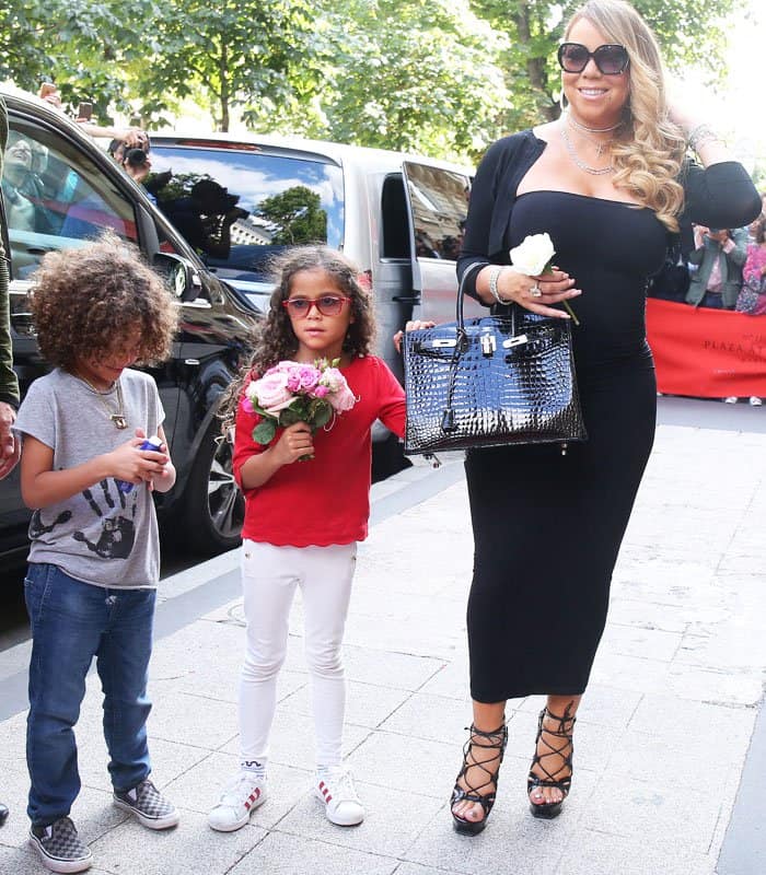 Mariah is joined by her twins, Monroe and Moroccan