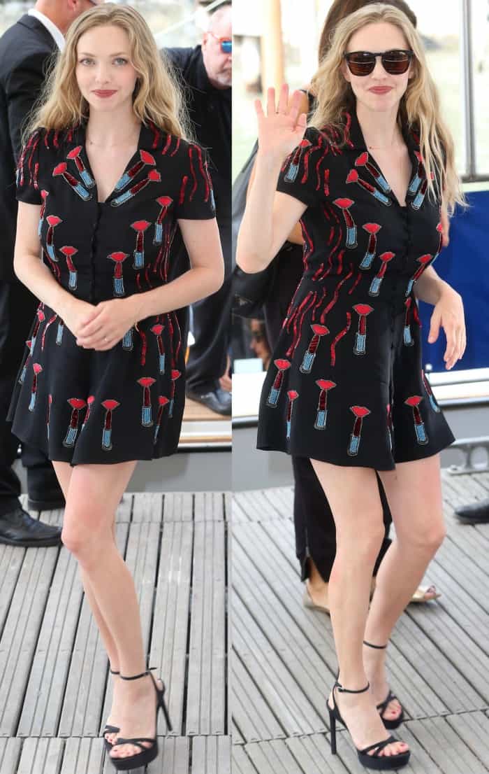 Amanda Seyfried wearing a Valentino Resort 2018 dress and Stuart Weitzman "Bebare" sandals at the "First Reformed" photocall during the 2017 Venice Film Festival