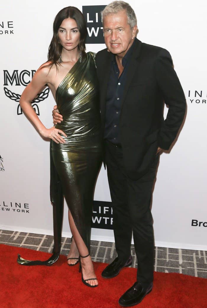 Lily Aldridge with renowned fashion photographer Mario Testino at the Daily Front Row's Fashion Media Awards