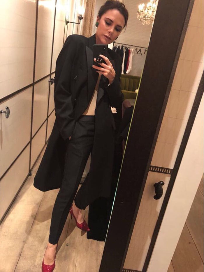 The former Spice Girl takes one last selfie before leaving for Porter Magazine's event