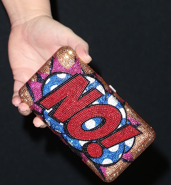 Rebel Wilson carrying a crystal-embellished pop-art clutch from Judith Leiber at the "Pitch Perfect 3" premiere