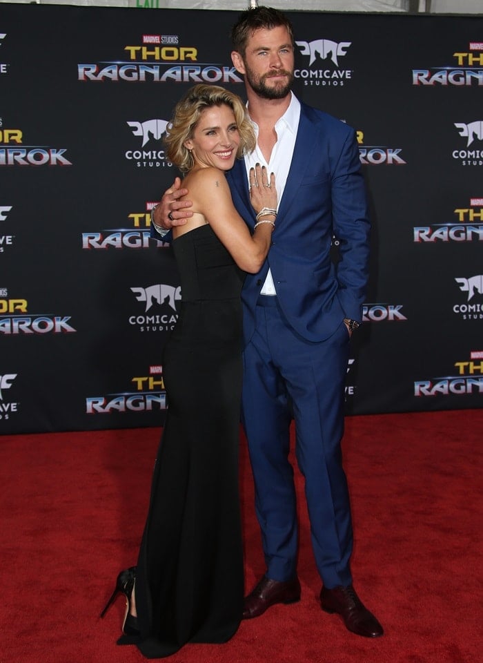 Chris Hemsworth with his wife Elsa Pataky by his side at the premiere of 'Thor: Ragnarok' at the El Capitan Theatre in Hollywood on October 10, 2017