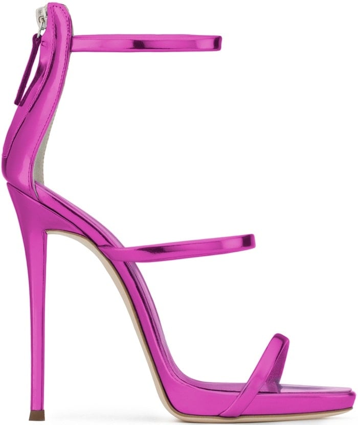 Fuchsia patent leather sandal with three straps