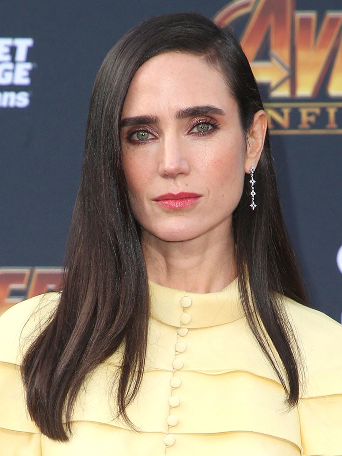  Jennifer Connelly at the "Avengers: Infinity War" premiere.
