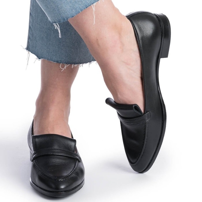 Black leather 'Alysia' loafers from Sarah Flint featuring a pointed toe, a branded insole and a low heel