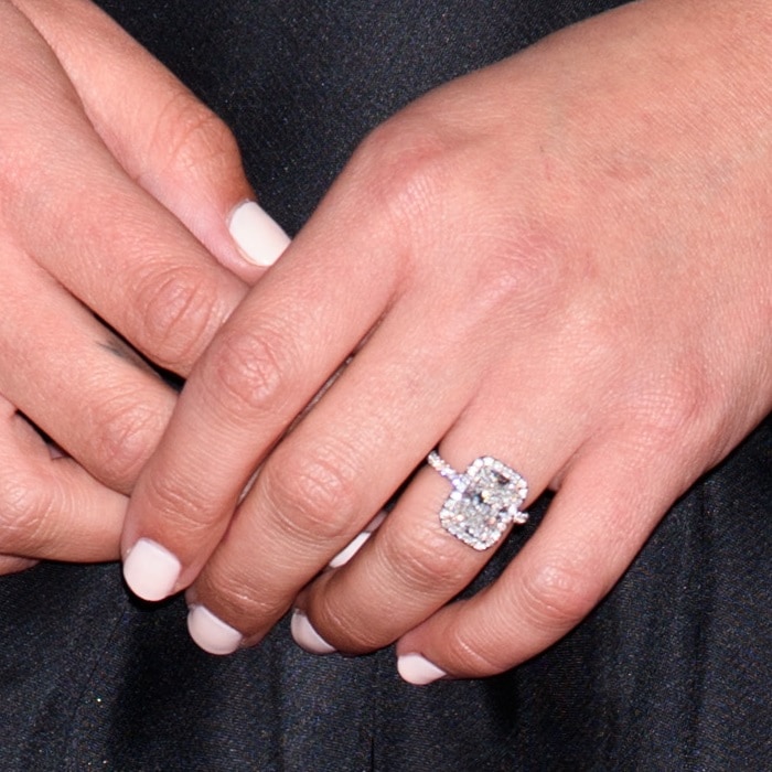 Lea Michele's 4-carat diamond engagement ring