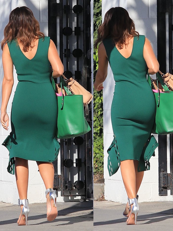 Back view of Mandy Moore's green dress and Aquazzura 'Casablanca' sandals.
