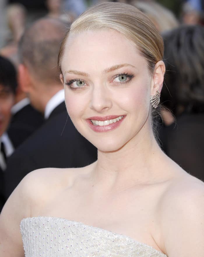 Amanda Seyfried in Giorgio Armani Privé at the 82nd Annual Academy Awards, Oscars, at the Kodak Theatre in Los Angeles, California on March 7, 2010