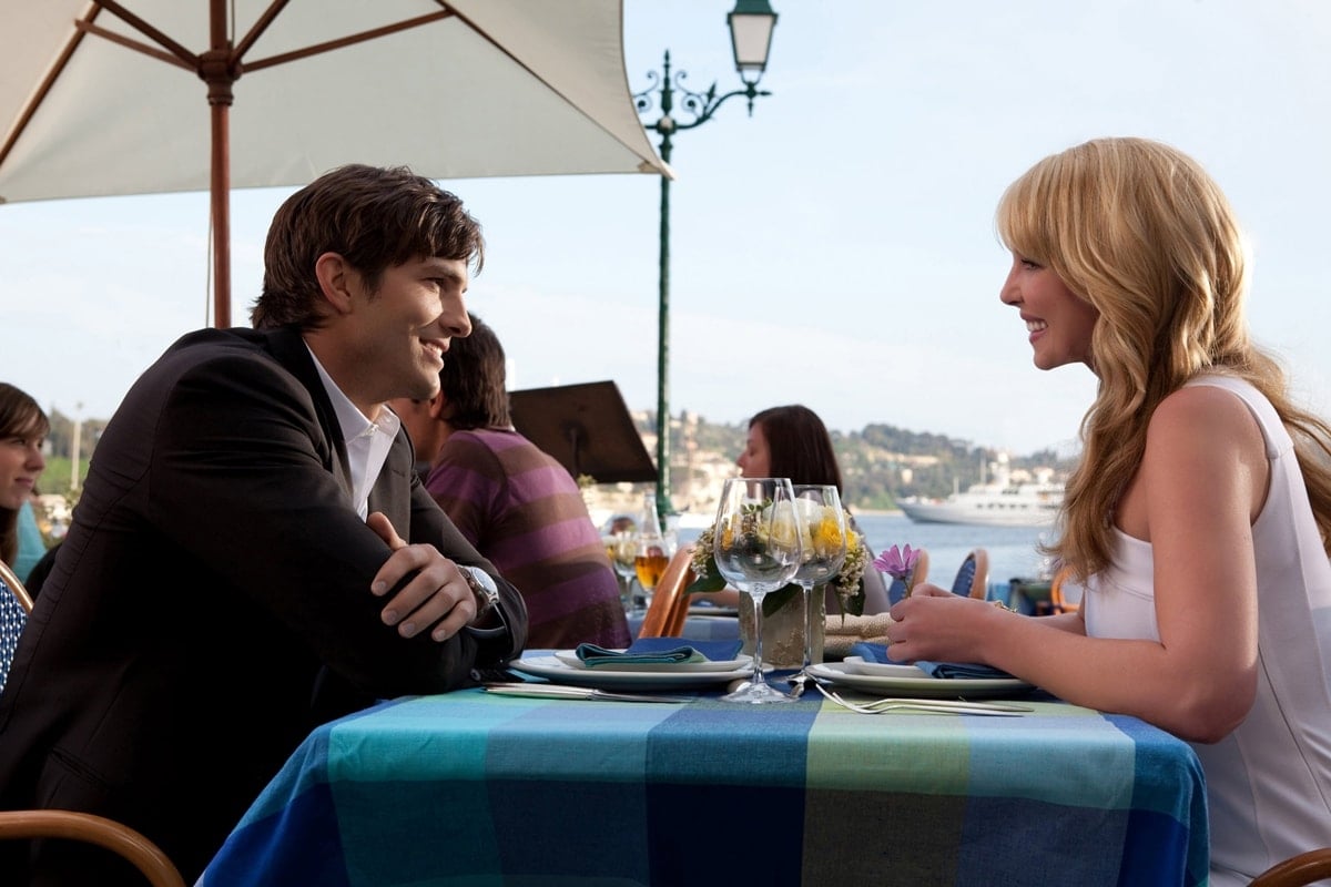 Katherine Heigl and Ashton Kutcher Killers star in the 2010 American action comedy film Killers