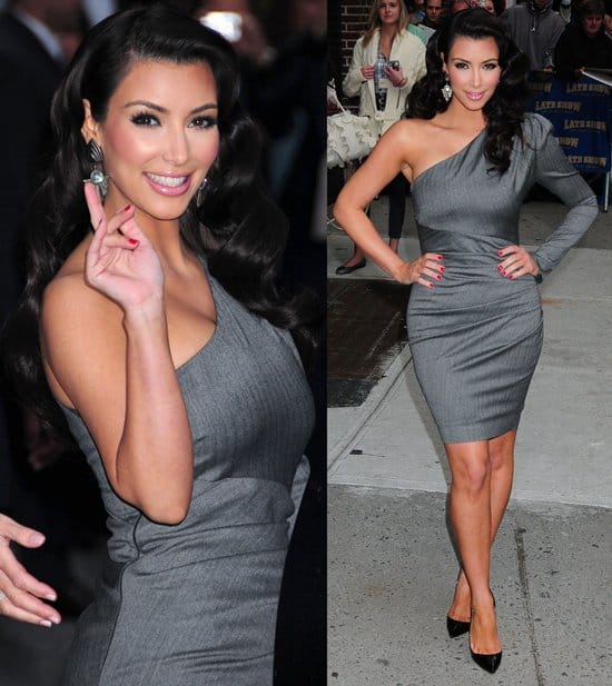 Captivating in a chic one-sleeve dress, Kim Kardashian en route to 'The Late Show with David Letterman,' October 1, 2009