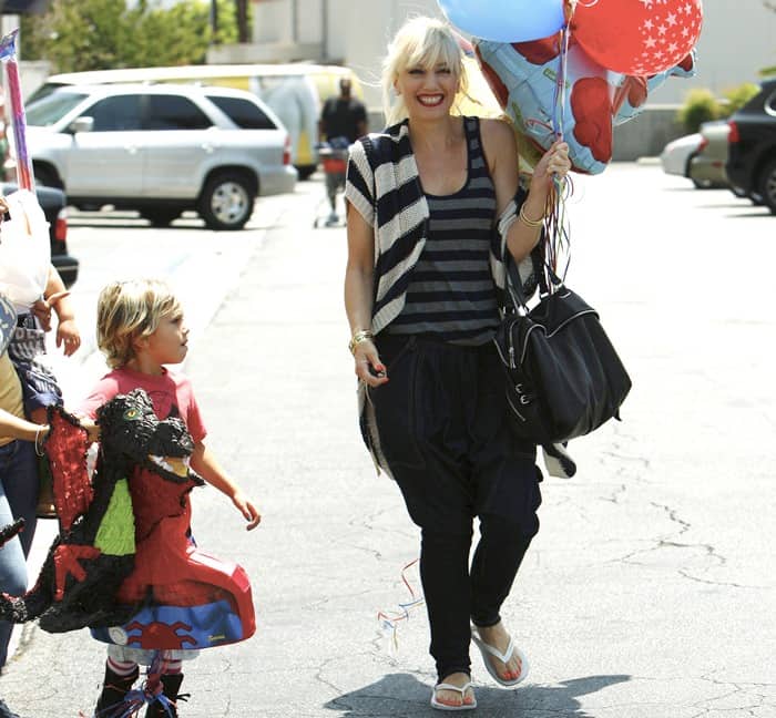 Gwen Stefani shopping at Party City in California with kids Kingston and Zuma