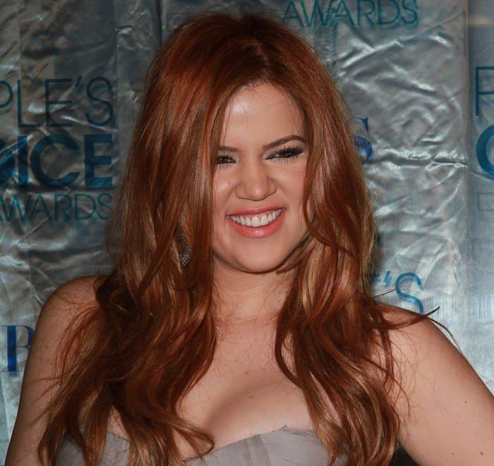 Khloe Kardashian radiates with vibrant red hair at the 2011 People's Choice Awards