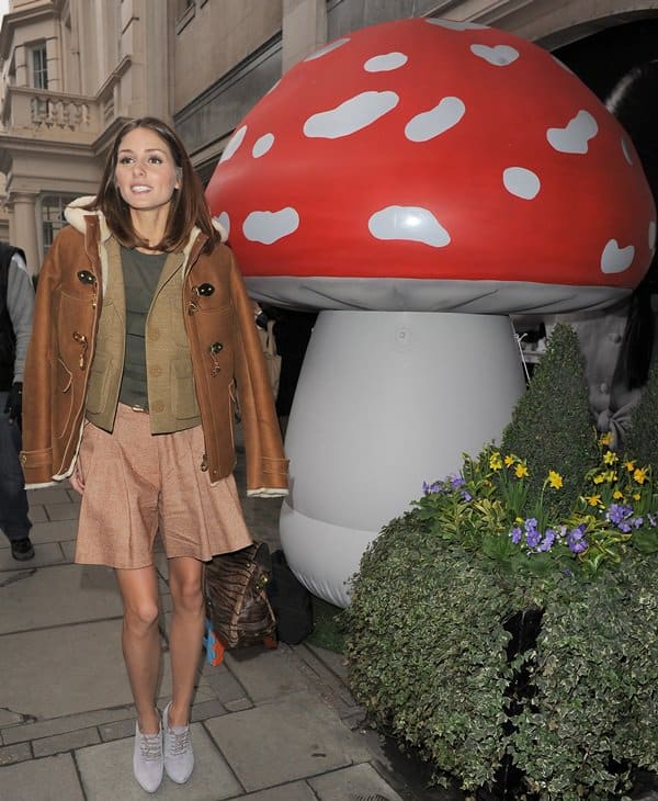 Olivia Palermo attends the Mulberry Salon Show at London Fashion Week Autumn/Winter 2011