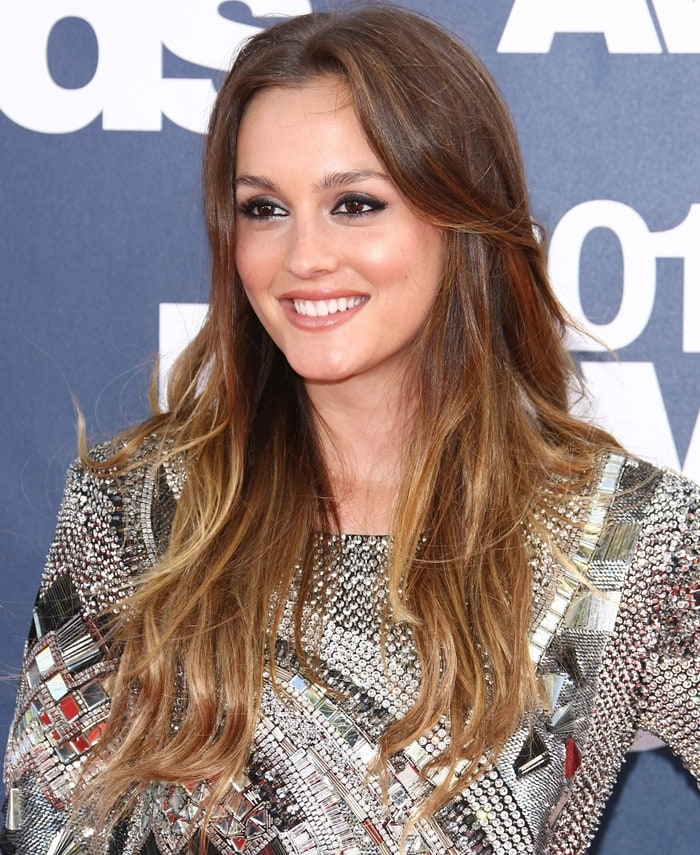 Leighton Meester arrives on the MTV Movie Awards red carpet on June 5, 2011