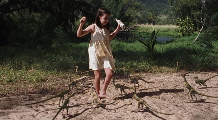 Camilla Belle's character Cathy Bowman is attacked by a pack of Compsognathus in The Lost World Jurassic Park