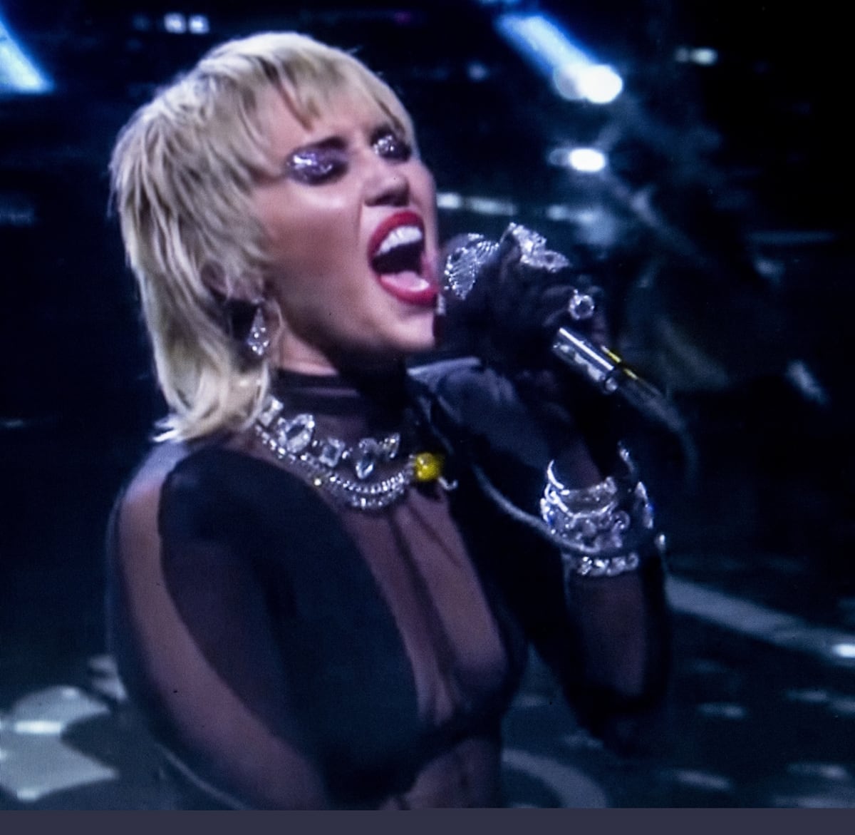 Miley Cyrus performs “Heart of Glass” live at the IHeartRadio Festival 2020
