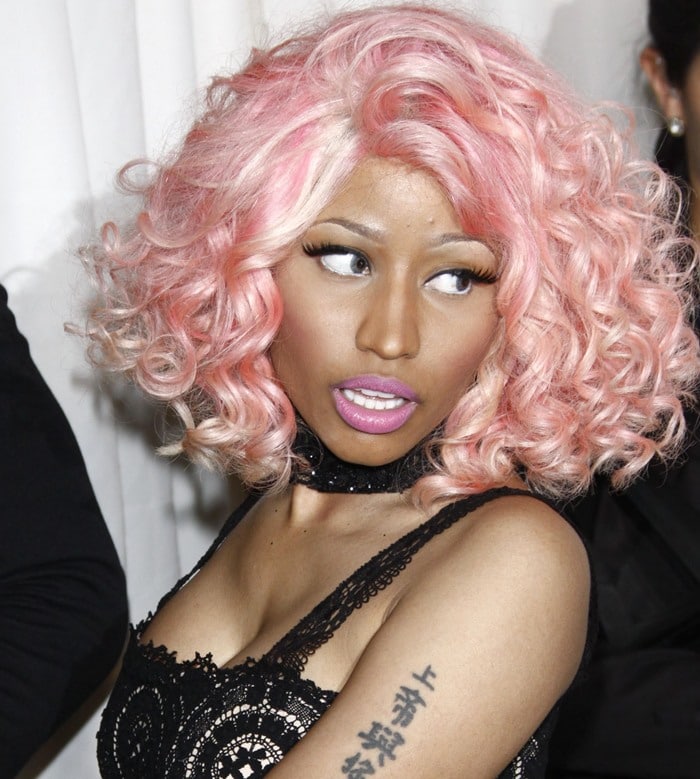 Nicki Minaj matches her pink lipstick to her pink hair