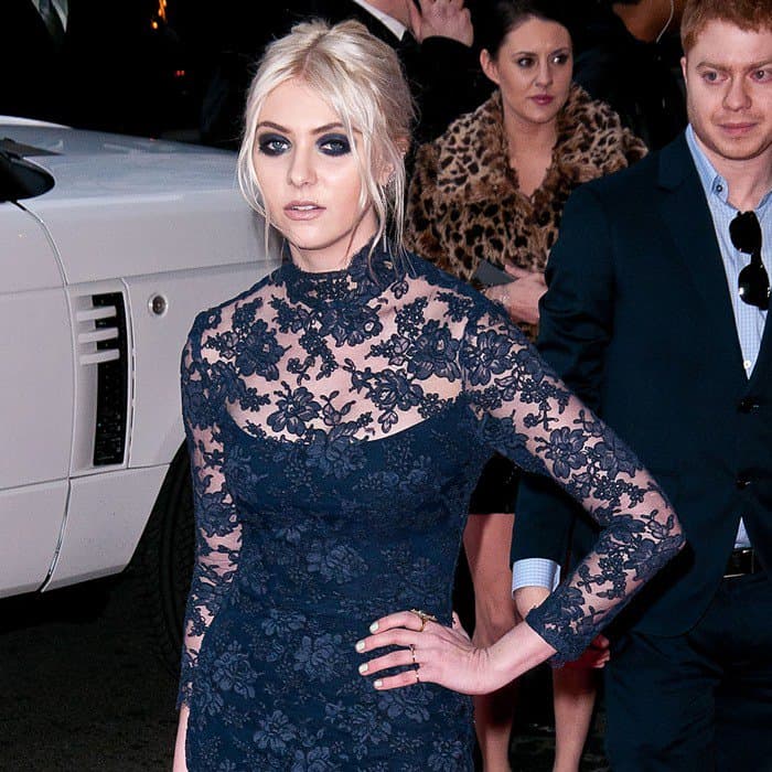 Taylor Momsen wore a stunning sheer, lacy dress by Marchesa and opted for a more subdued eyeliner, compared to her usual style