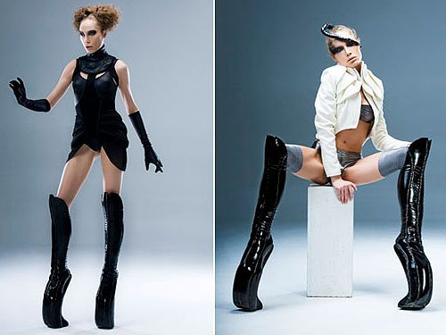 Alien-inspired Kronier Creations platform boots