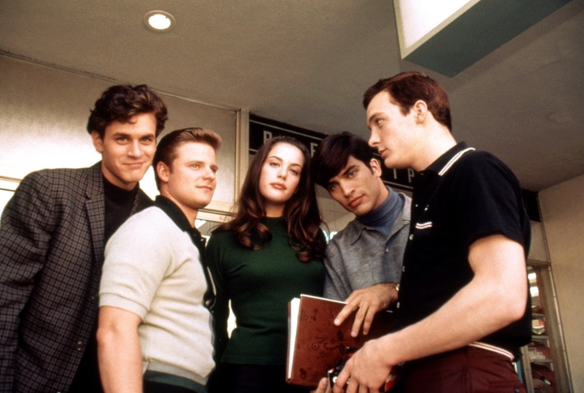 Tom Everett Scott, Liv Tyler, Steve Zahn, Johnathon Schaech, and Ethan Embry starred as Guy Patterson, Faye Dolan, Lenny Haise, Jimmy Mattingly, and T.B. Player, respectively in the 1996 American comedy film That Thing You Do! (Credit: 20th Century Fox)