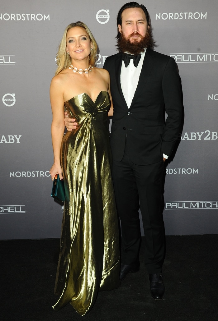 Kate Hudson and her boyfriend Danny Fujikawa attend the 2019 Baby2Baby Gala