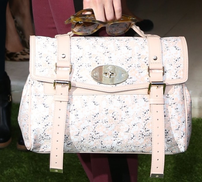 Olivia Palermo toted a Mulberry bag