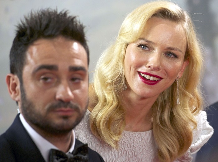 Naomi Watts with red lips and old Hollywood glam makeup